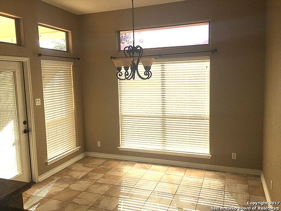 5th image of 109 N Elise Dr