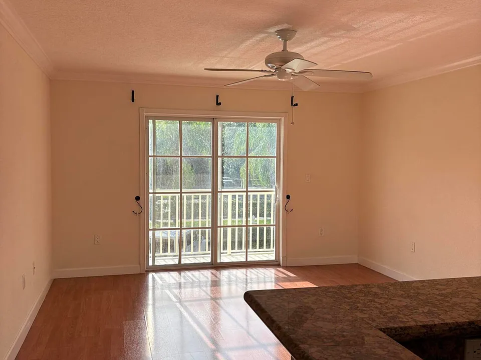 150 NE 15th Ave #248