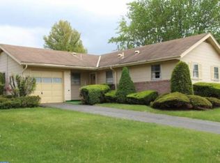 349 S Sterley St, Shillington, PA 19607