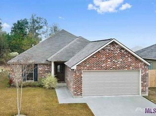 10709 Wrigley Field Ave, Denham Springs, LA 70726