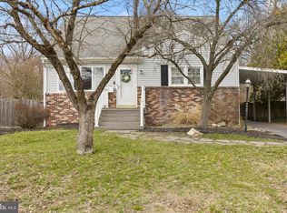 82 Armour Ave, Hamilton, NJ 08619