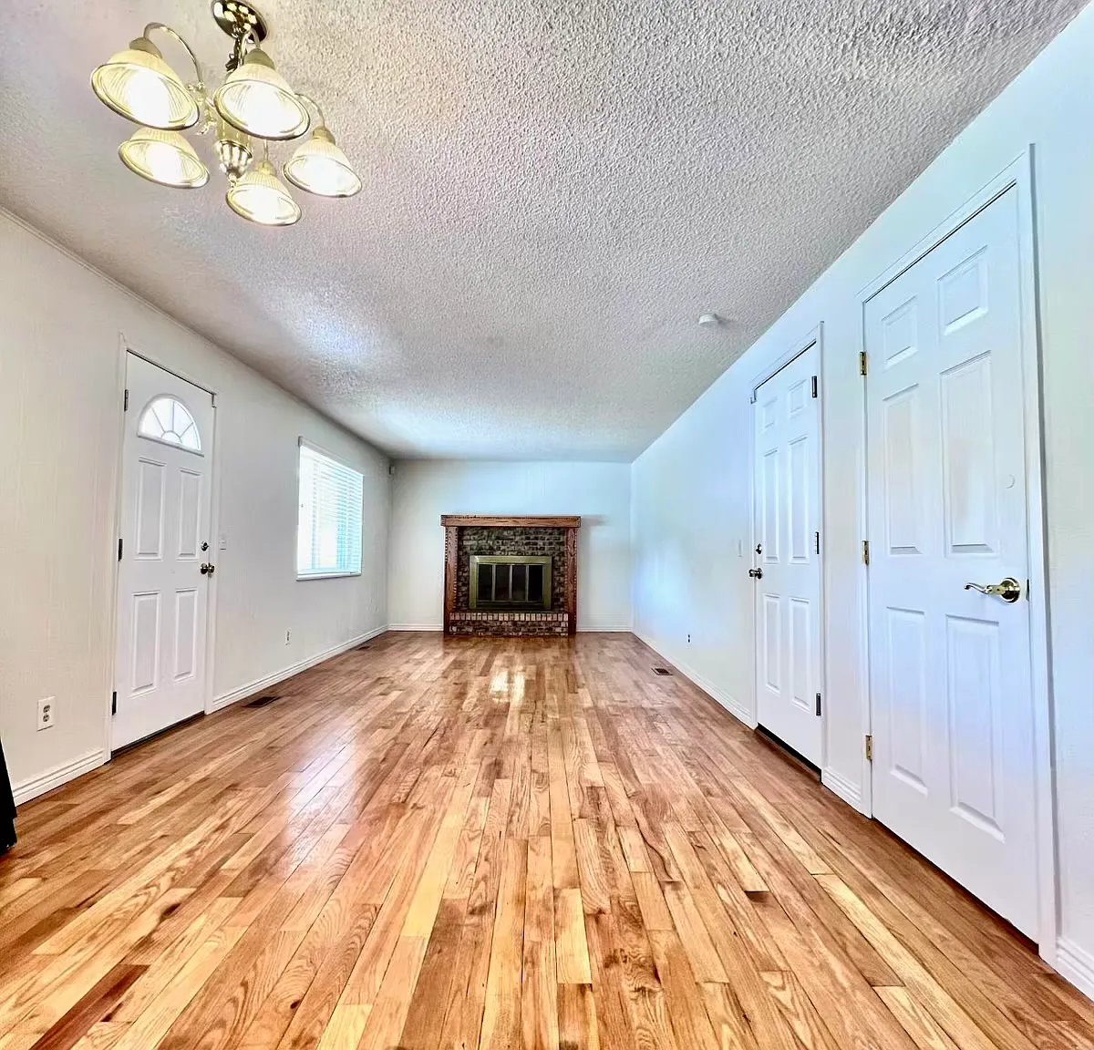 4 bed, 2748 sqft, $2,950 — Photo 3