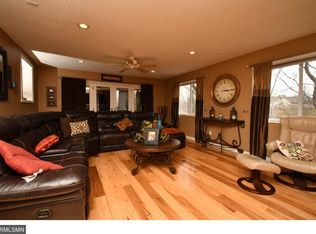 17315 Faraday Ln, Lakeville, MN 55044