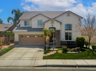 5806 E Saint Laurent Dr, Palmdale, CA 93552