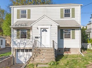 19 Wright Place, Scarsdale, NY 10583