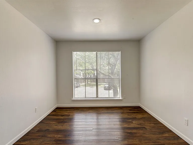 7200 W T C Jester Blvd #904 — Photo 14