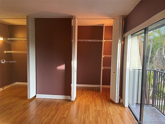 5th image of 4867 NW 94th Ter