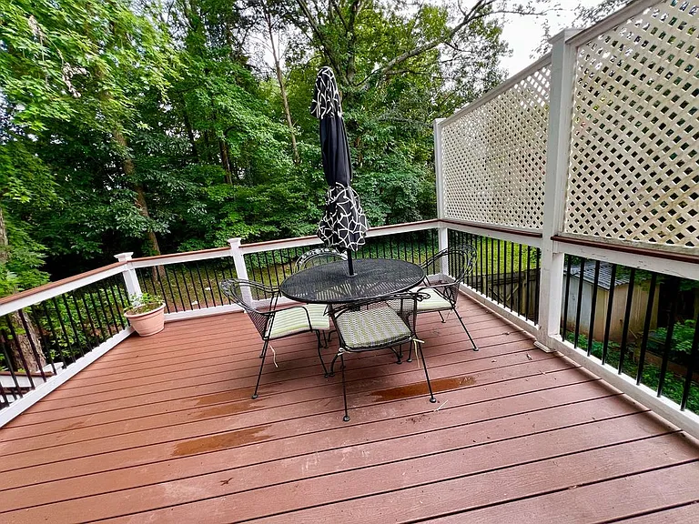 14713 Cardigan Sq — Photo 32