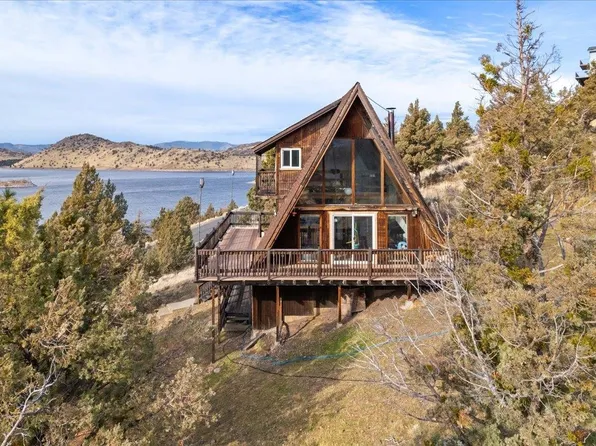 4941 Rainbow Dr, Weed, CA 96094