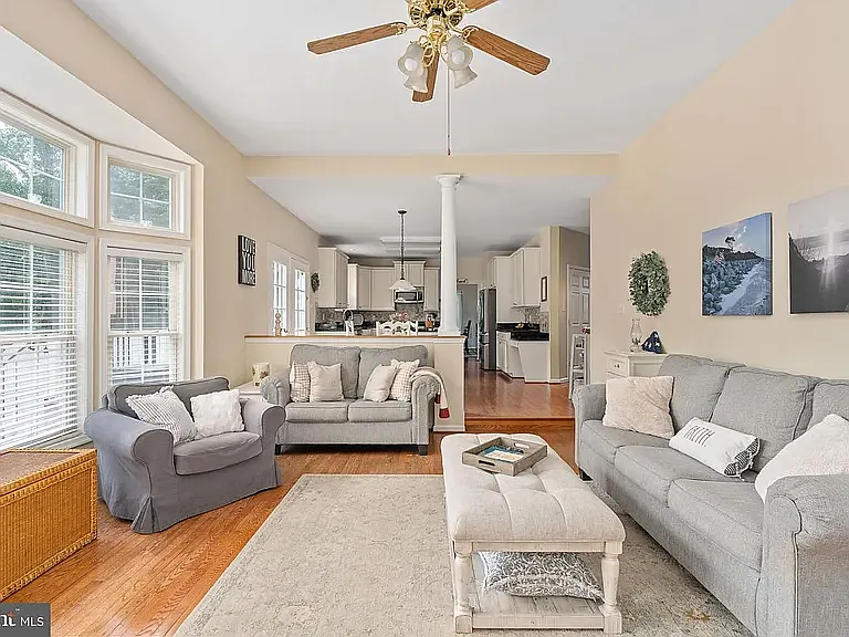 17 Whitestone Dr — Photo 58