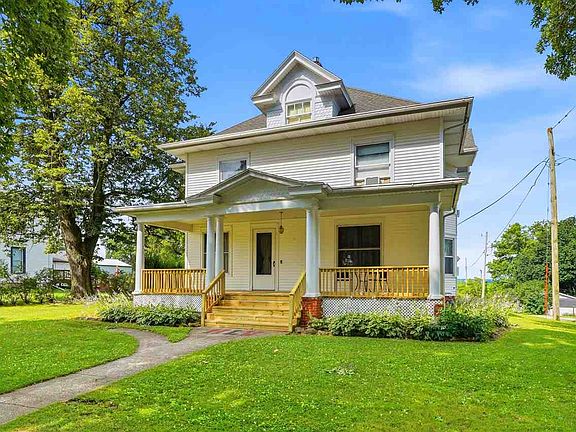 3rd image of 605 Williams St
