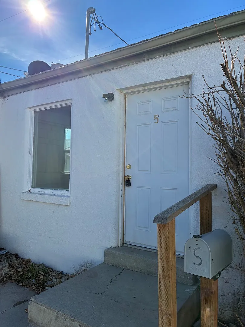 1134 Elba Ave - #7 — Photo 4