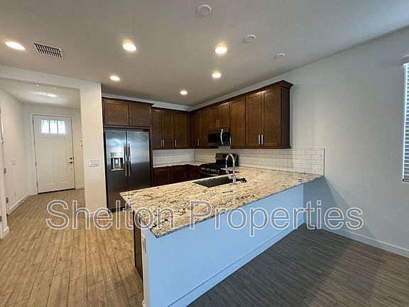 2nd image of 4215 S 94th Ln
