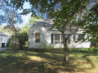 W229S8600 Big Bend Dr, Big Bend, WI 53103