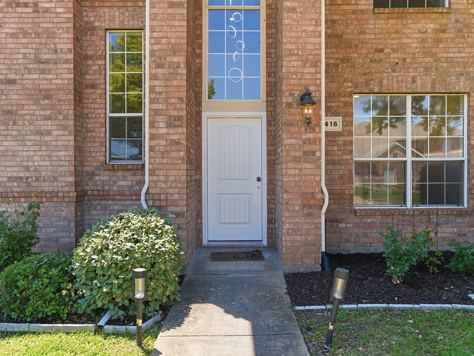 4 bed, 2750 sqft, $3,400 — Photo 4