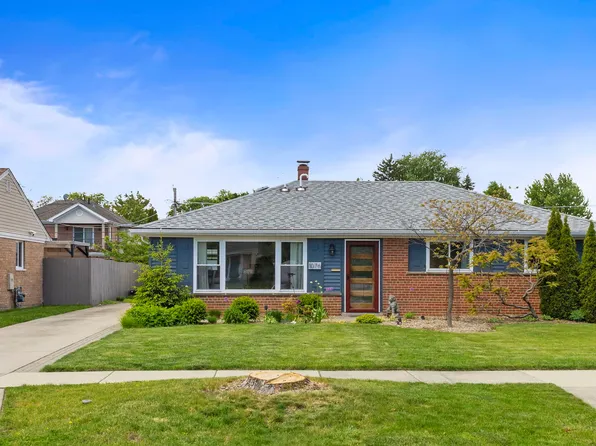 1076 S 3rd Ave, Des Plaines, IL 60016