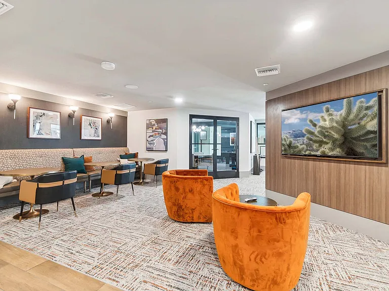 Scottsdale Grand — Photo 19