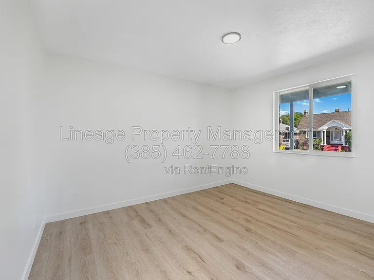 288 E Downington Ave — Photo 9