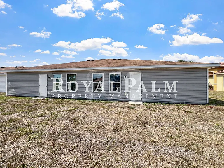18321 Gibraltar Ln — Photo 28