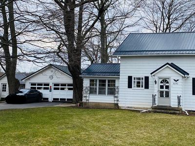 6090 N Lake Rd, Bergen, NY, 14416