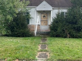 683 Packard St NW, Warren, OH