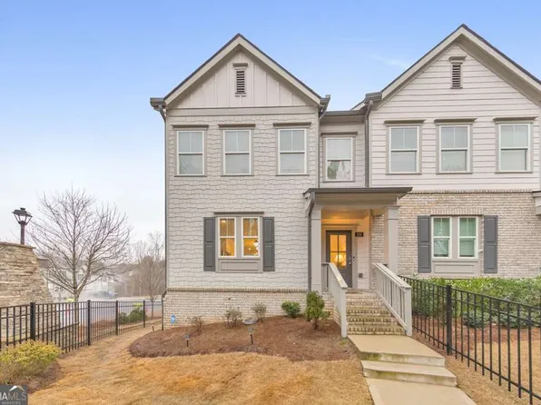 259 Vista Ln, Woodstock, GA 30189