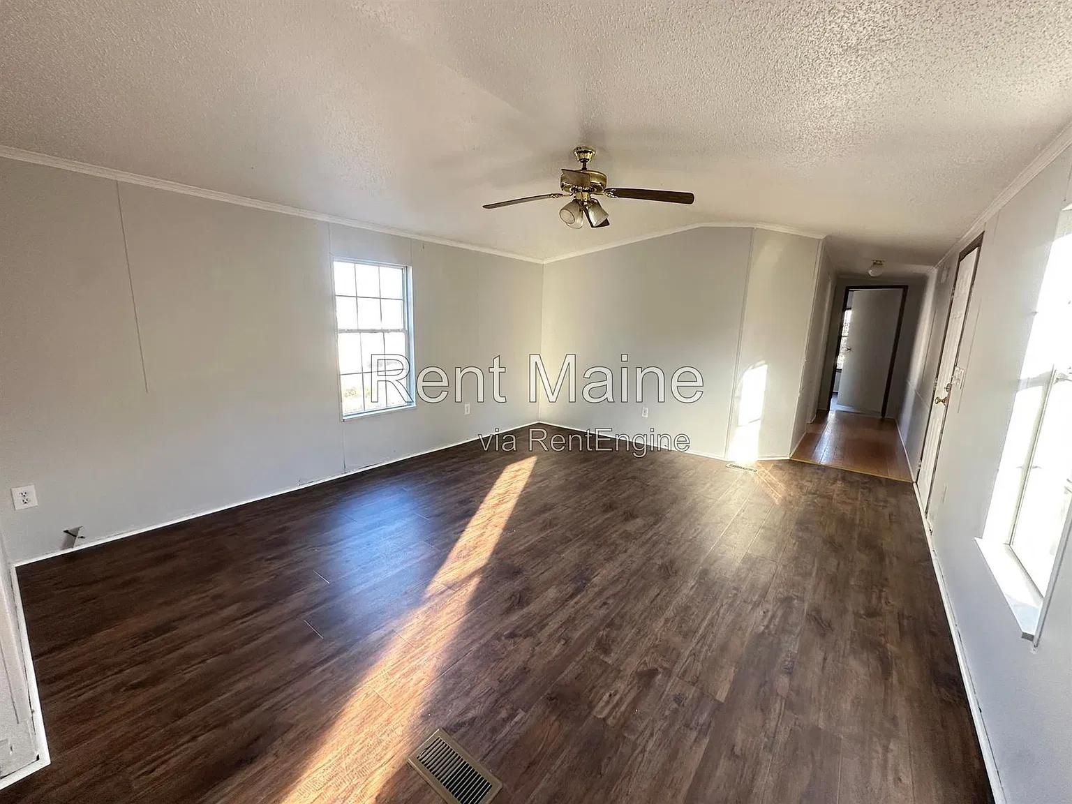 3 bed, 2.0 bath, 980 sqft, $1,250 — Photo 4