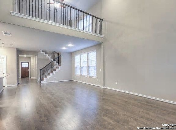 4th image of 2272 Bluewood Street