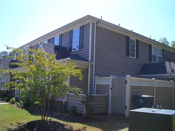 4th image of 121 Grant Ct