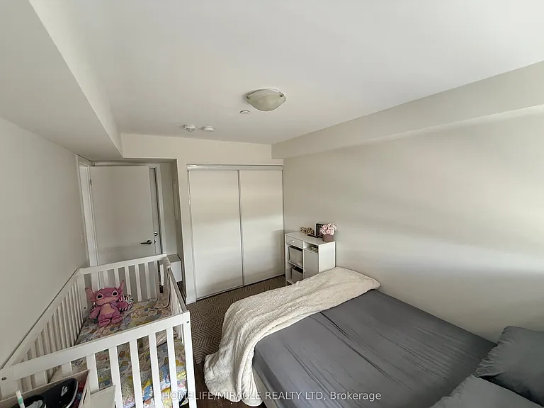 1460 Whites Rd #323 — Photo 7