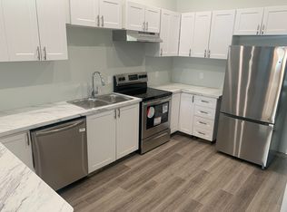 409 Davis St #1, Pt Colborne, ON L3K 1Z7