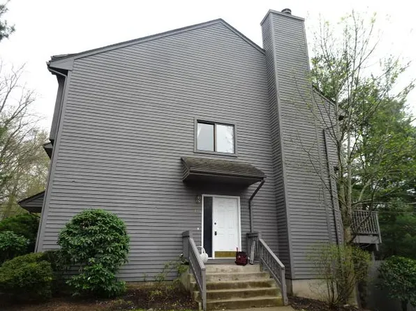 104 Conestoga Way, Glastonbury, CT 06033