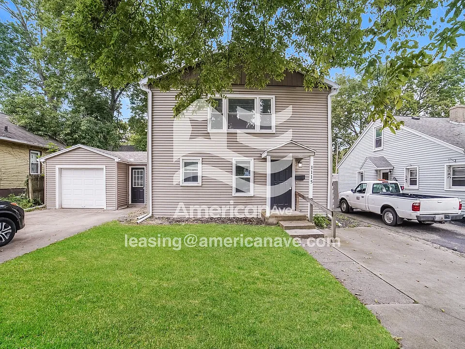 1115 Summer St