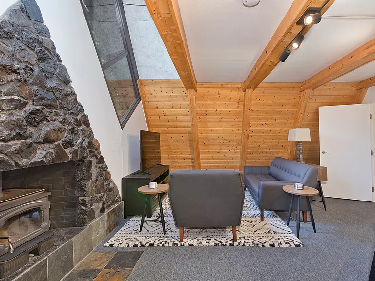 54 Alpine Cir — Photo 7