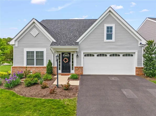 149 Shoreline Dr, Mc Murray, PA 15317