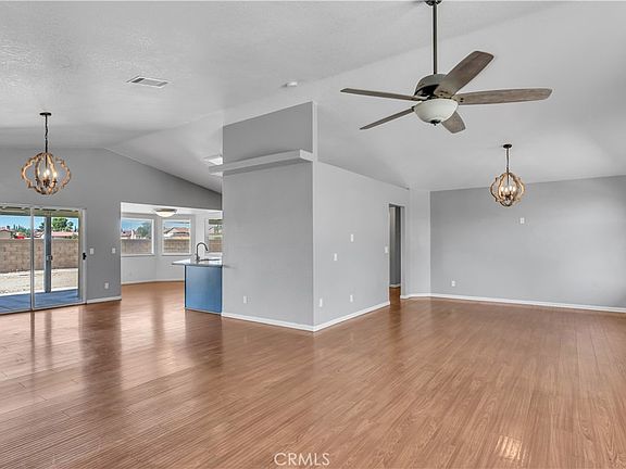 4th image of 14379 Mauna Loa St