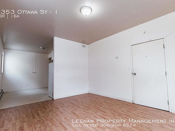 2nd image of 2353 Ottawa St #1