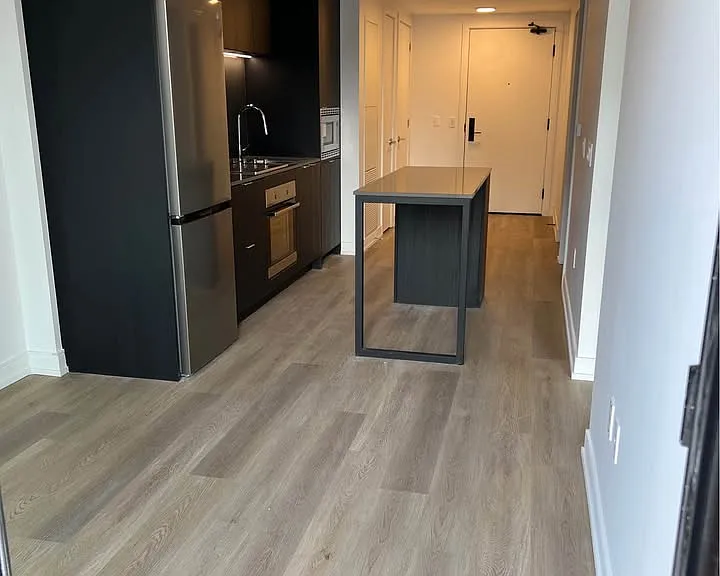 1 Jarvis St — Photo 2