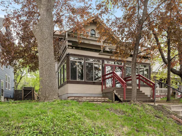 1842 Feronia Ave, Saint Paul, MN 55104