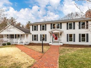 1 Colonial Hill Dr, North Reading, MA 01864