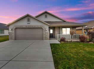 2894 Trailside Dr, Syracuse, UT 84075