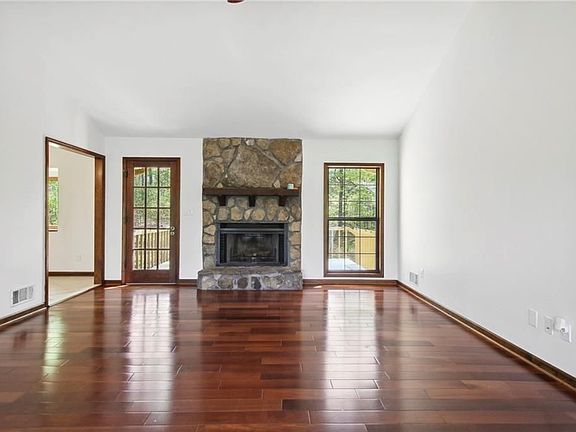 3rd image of 4948 Keota Run NE