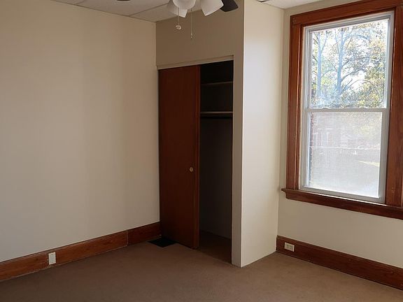 4th image of 3642 Mozart Ave