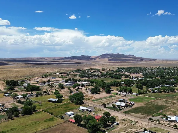 13 Sunflower Ave, Belen, NM 87002