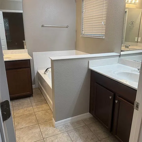 12030 Silverlake Park Dr — Photo 16