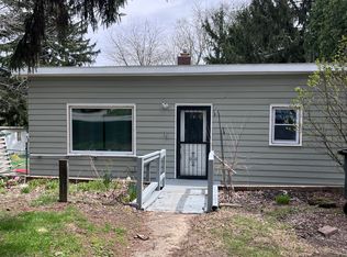 2601 Nesmith Lake Blvd, Akron, OH 44314