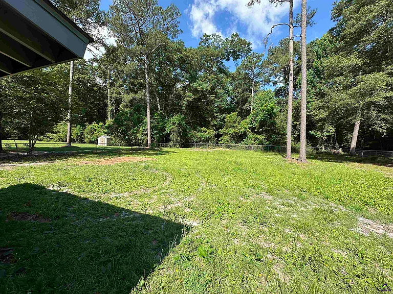 1021 Greenwood Dr — Photo 20