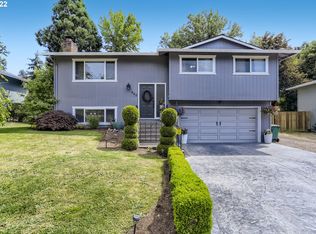 490 SW 4th St, Gresham, OR 97080