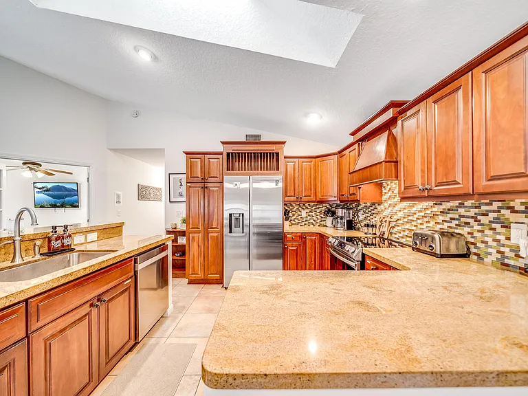 1637 Farmington Cir — Photo 10