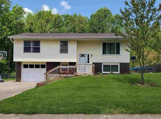 711 N Chandler Dr, Ellettsville, IN